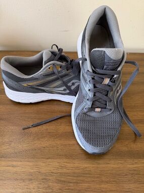 Saucony Cohesion 13 Mens 10.5 Gray Running Shoes Athletic